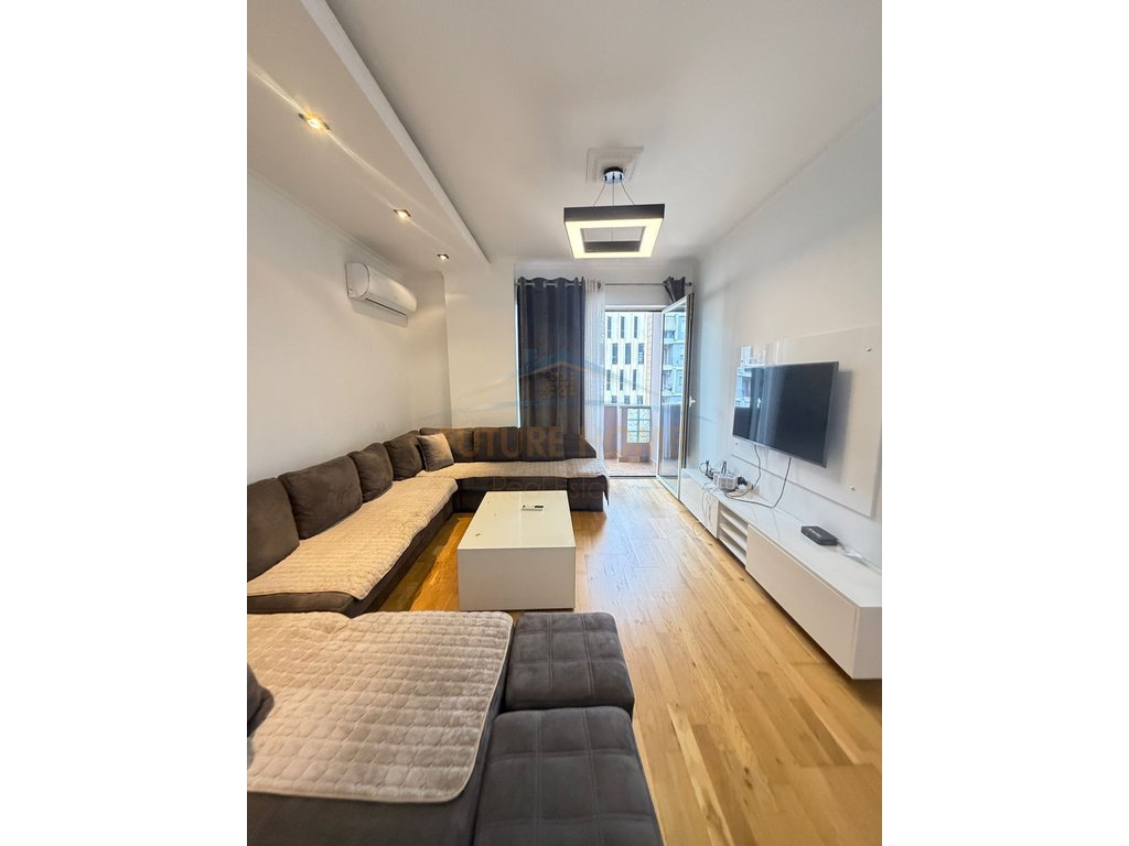 Qera, Apartament 2+1+2, Rrethrrotullimi Unaza e Re, Tiranë